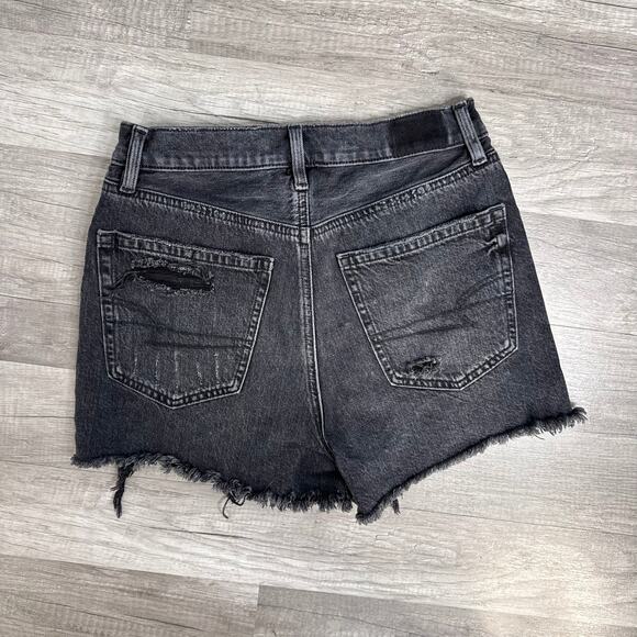 American Eagle Highest Rise 90s Boyfriend Shorts Black Distressed Size 2 - Picture 2 of 5